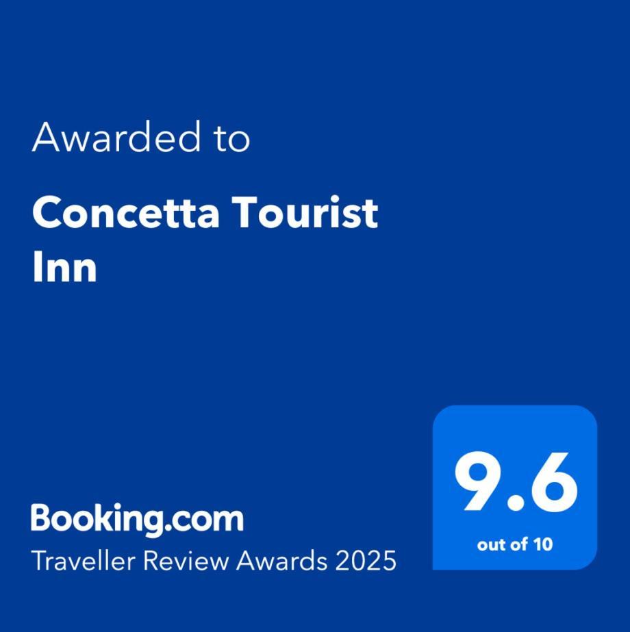 Concetta Tourist Inn Manolo Fortich Buitenkant foto